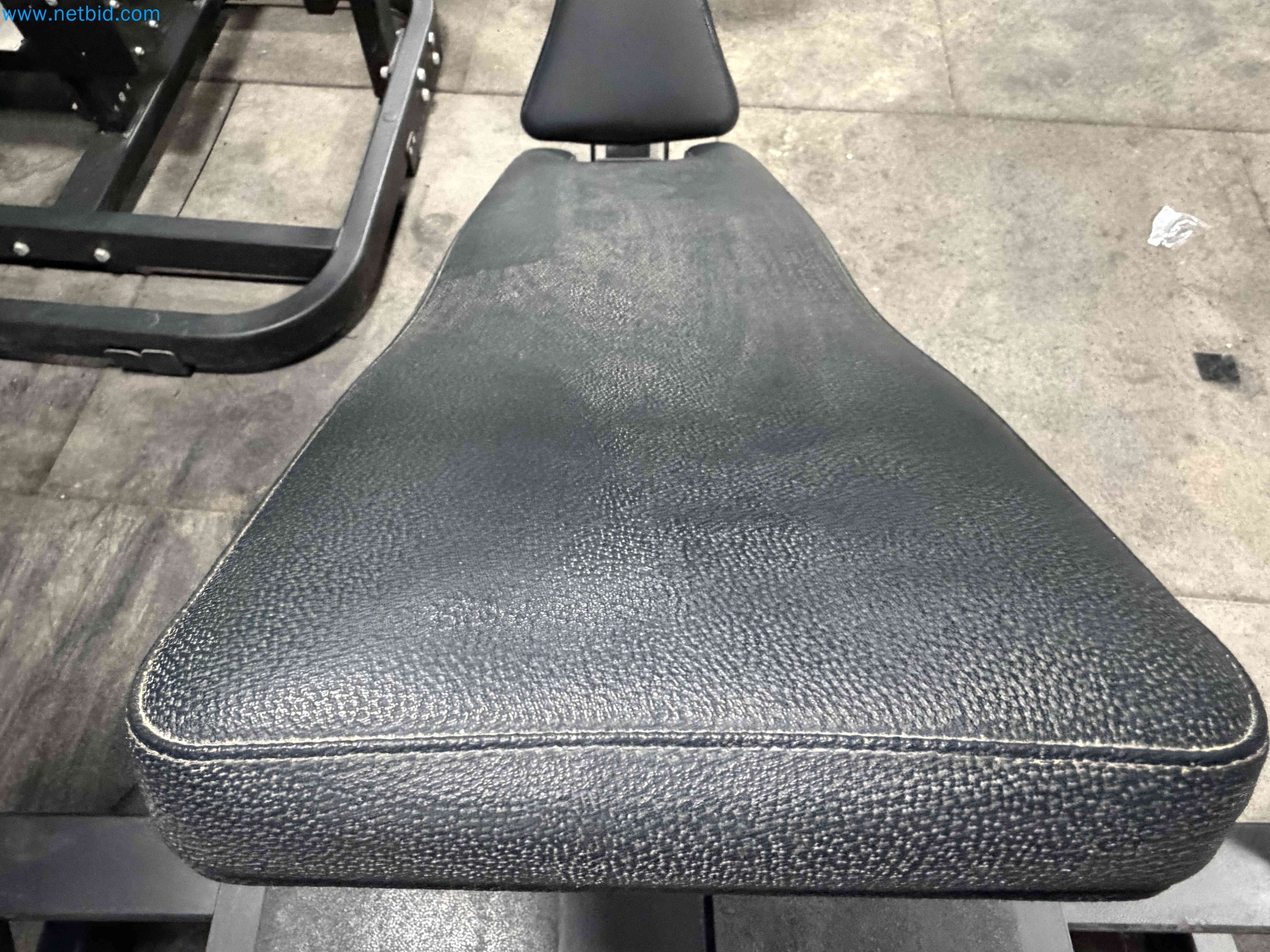 Auction of Used Technogym Gym Equipment – Professional Fitness Machines-6