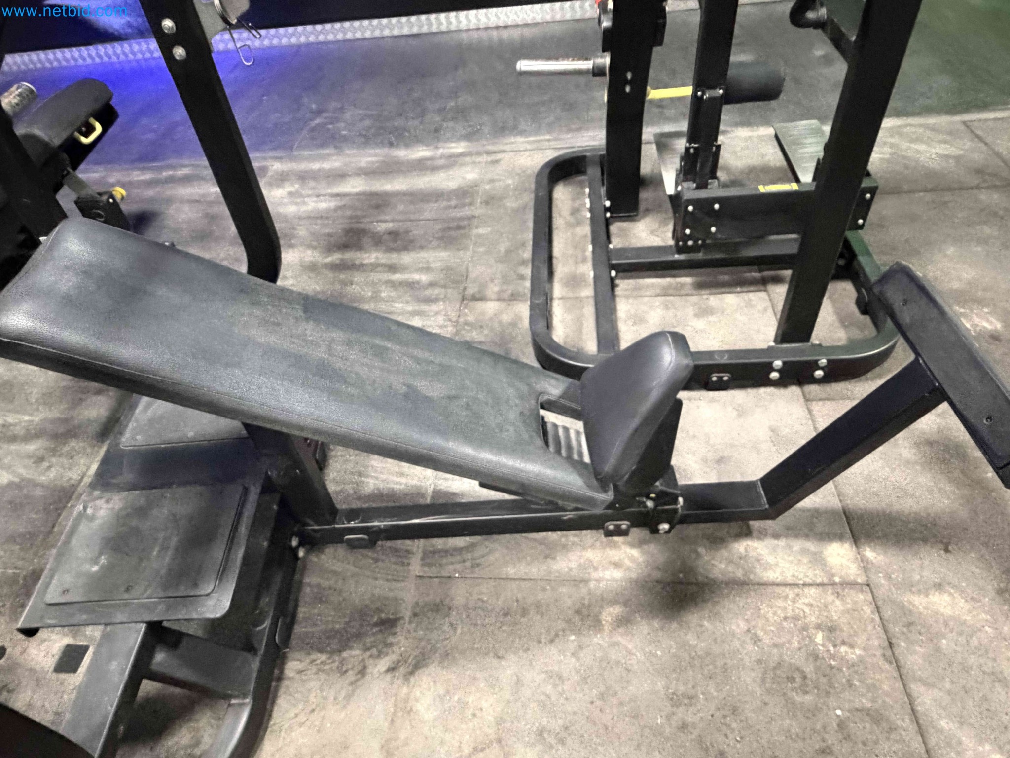 Auction of Used Technogym Gym Equipment – Professional Fitness Machines-9