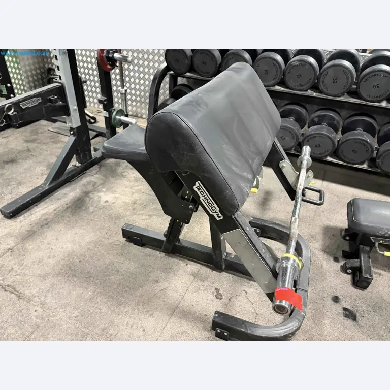 Auktion von gebrauchten Technogym-Fitnessgeräten – Professionelle Fitnessgeräte-3