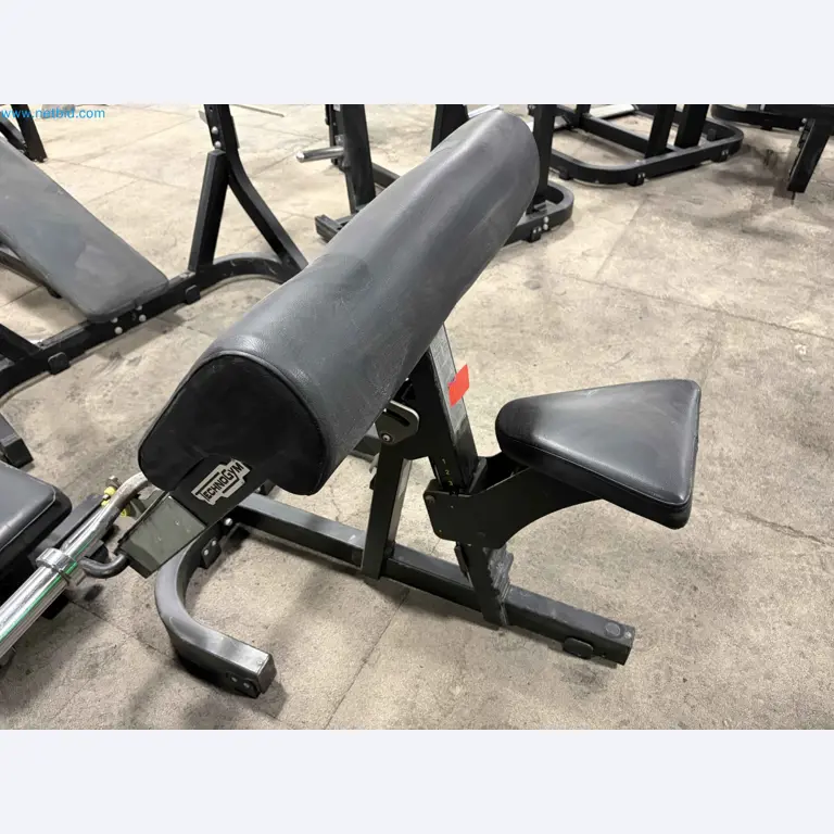 Auktion von gebrauchten Technogym-Fitnessgeräten – Professionelle Fitnessgeräte-6