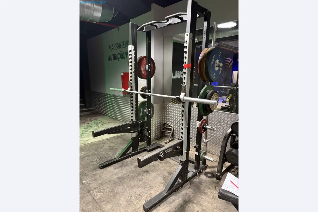 Subasta de Equipos de Gimnasio Technogym Usados – Máquinas Fitness Profesionales-11