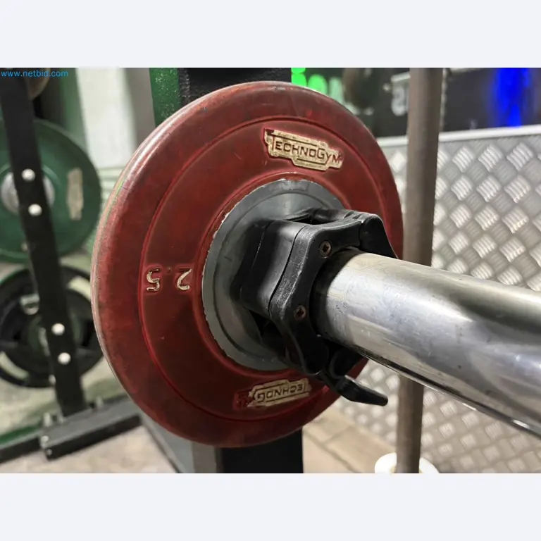 Subasta de Equipos de Gimnasio Technogym Usados – Máquinas Fitness Profesionales-15