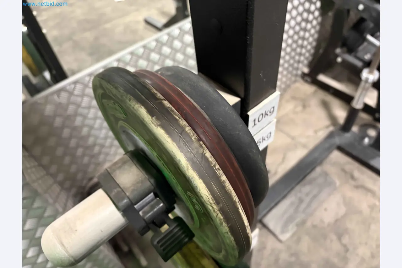 Subasta de Equipos de Gimnasio Technogym Usados – Máquinas Fitness Profesionales-21