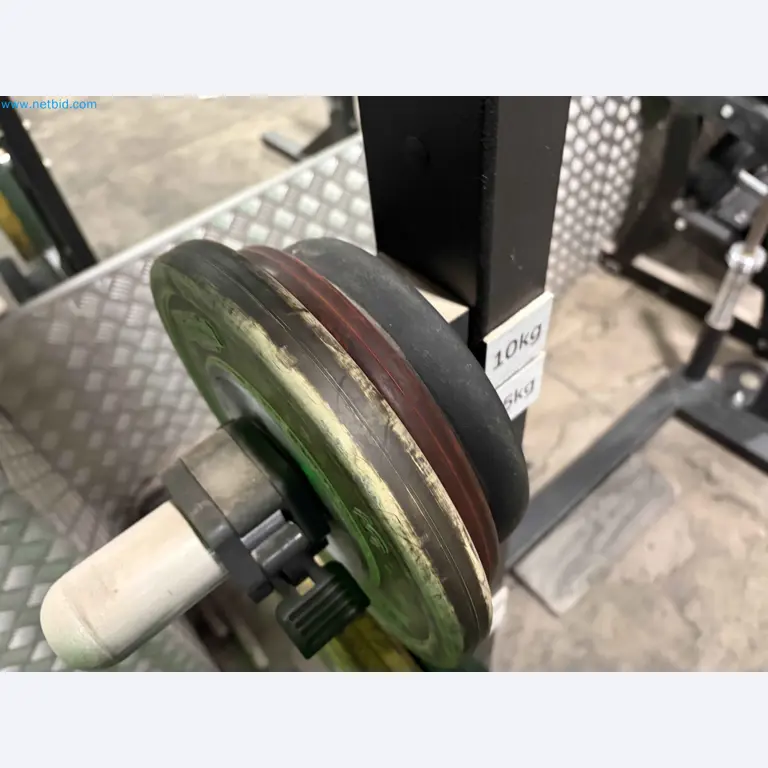 Subasta de Equipos de Gimnasio Technogym Usados – Máquinas Fitness Profesionales-21