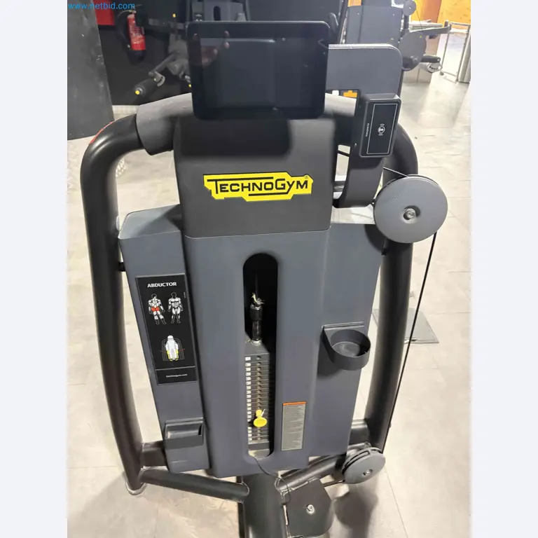 Auction of Used Technogym Gym Equipment – Professional Fitness Machines-10