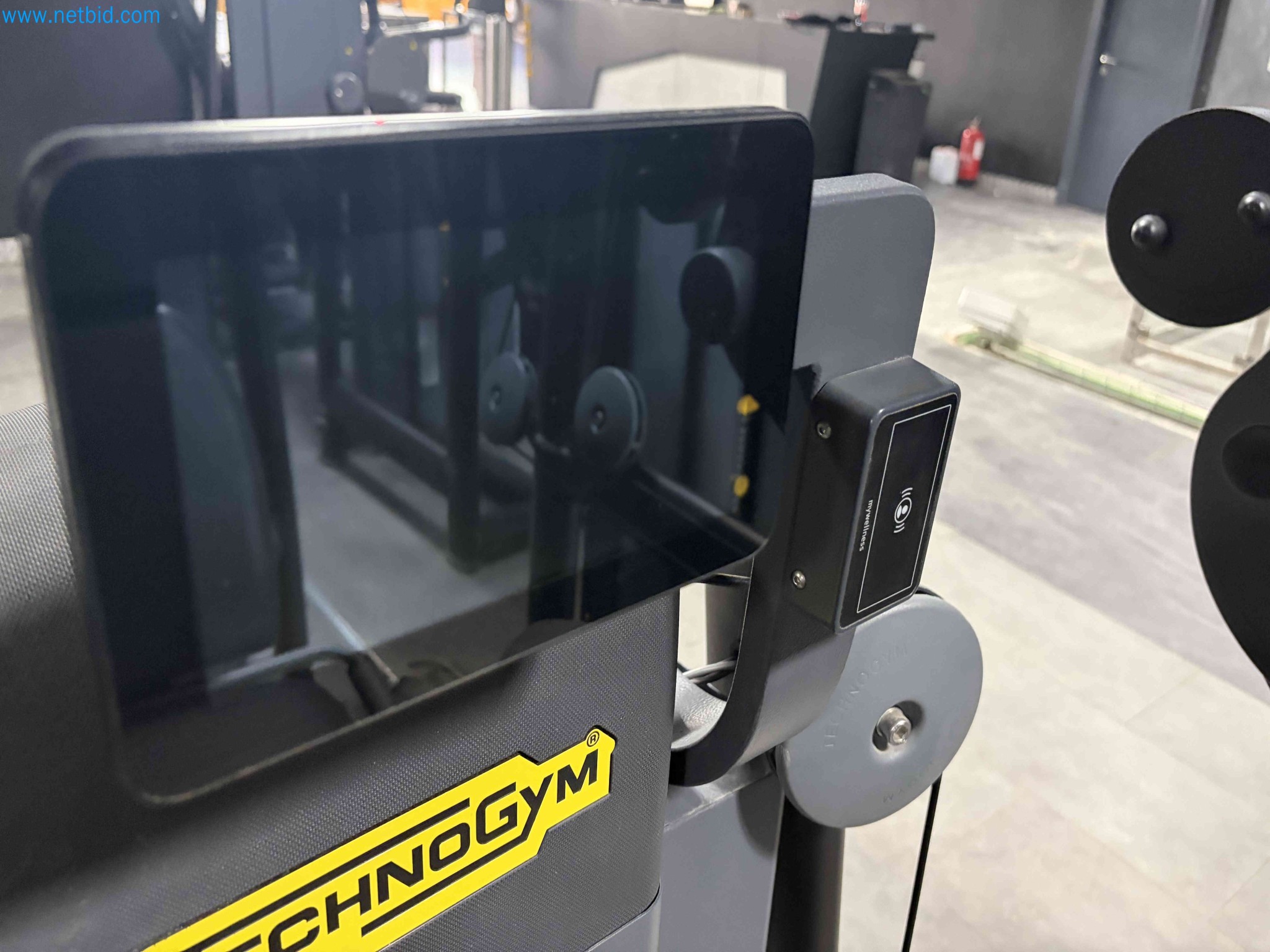 Auction of Used Technogym Gym Equipment – Professional Fitness Machines-12
