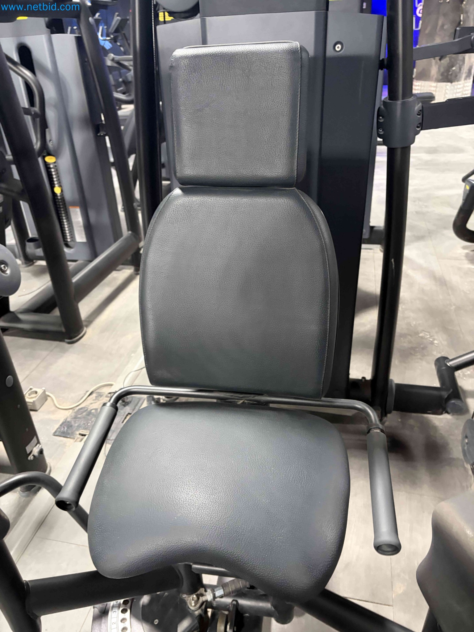 Auction of Used Technogym Gym Equipment – Professional Fitness Machines-7
