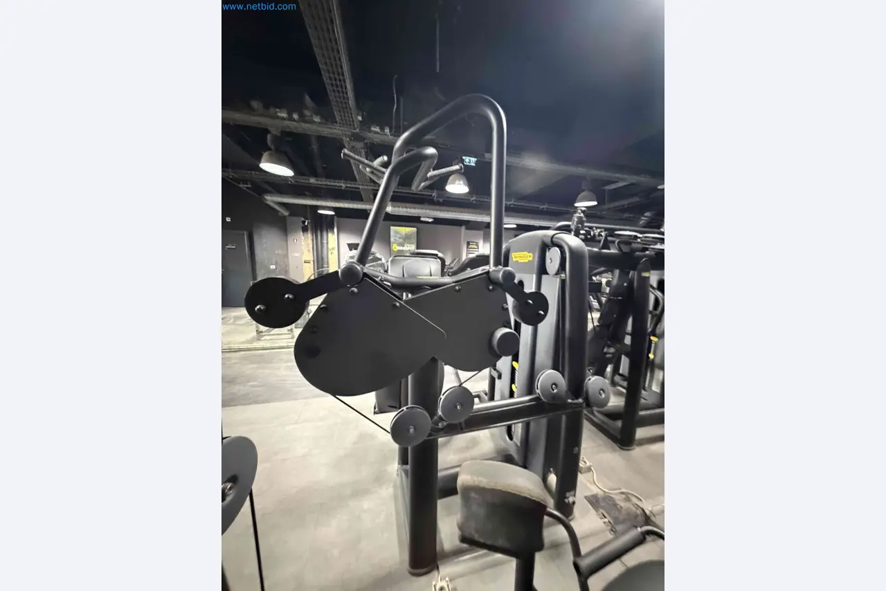 Auction of Used Technogym Gym Equipment – Professional Fitness Machines-12