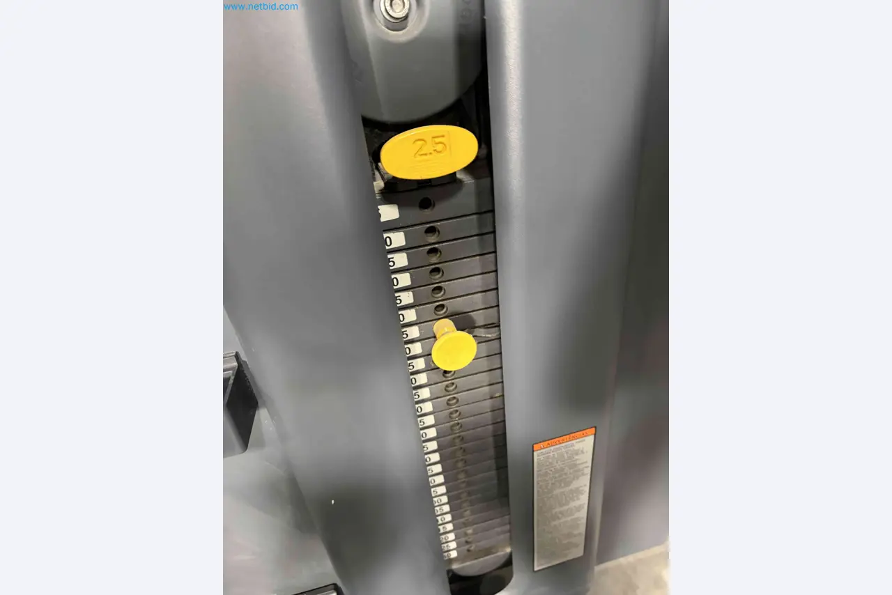 Auction of Used Technogym Gym Equipment – Professional Fitness Machines-6