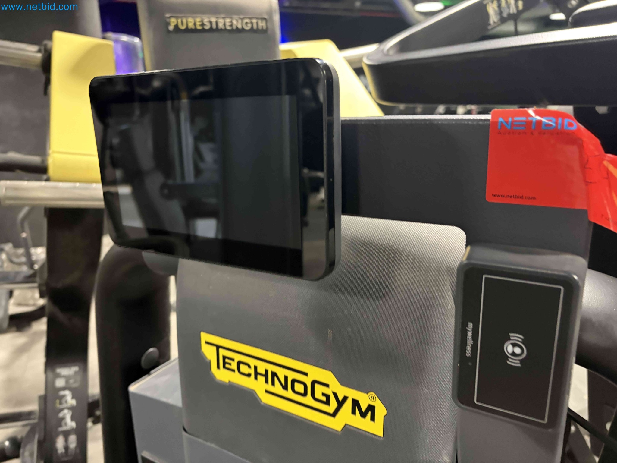 Auction of Used Technogym Gym Equipment – Professional Fitness Machines-3