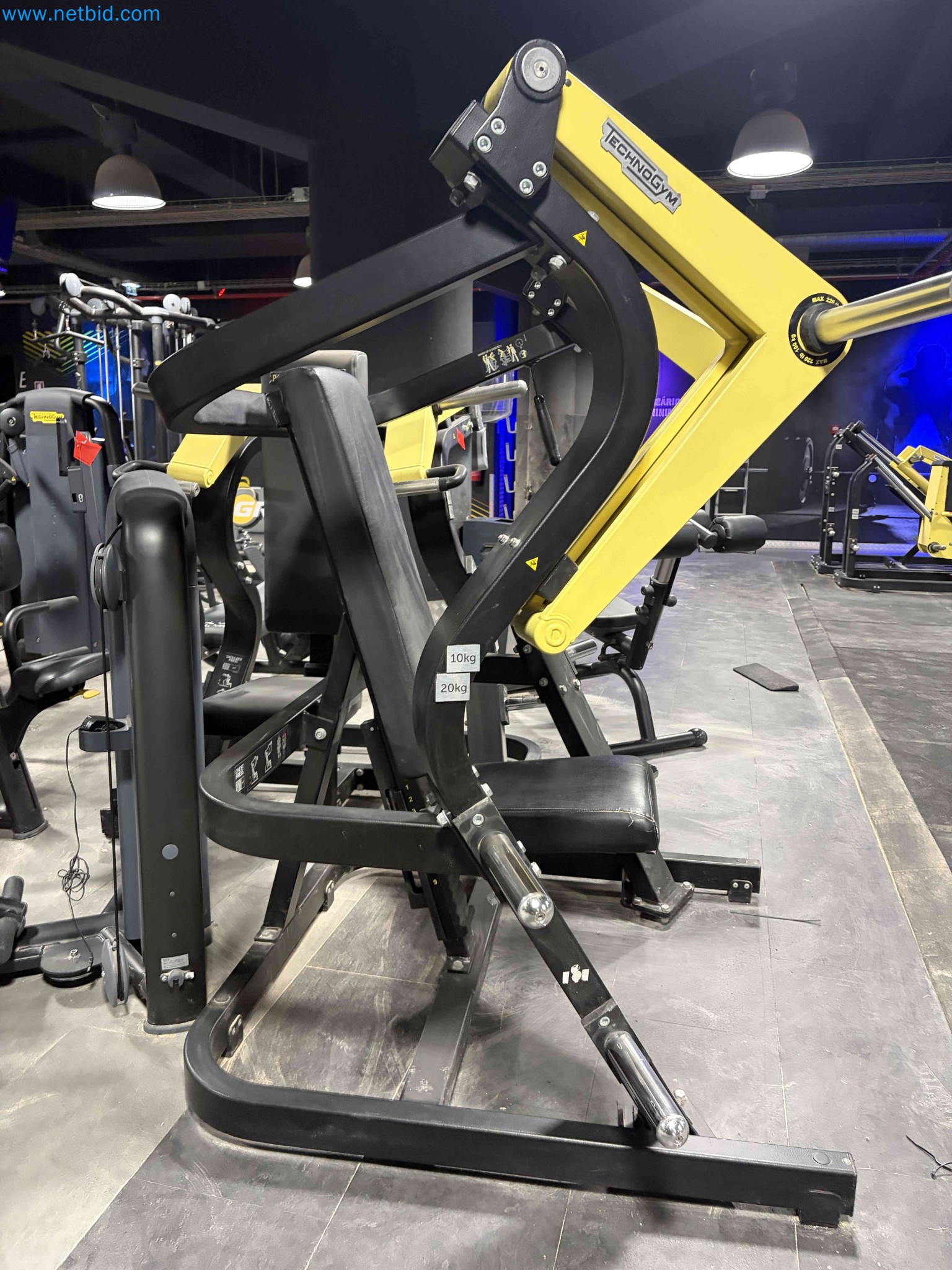 Auction of Used Technogym Gym Equipment – Professional Fitness Machines-5