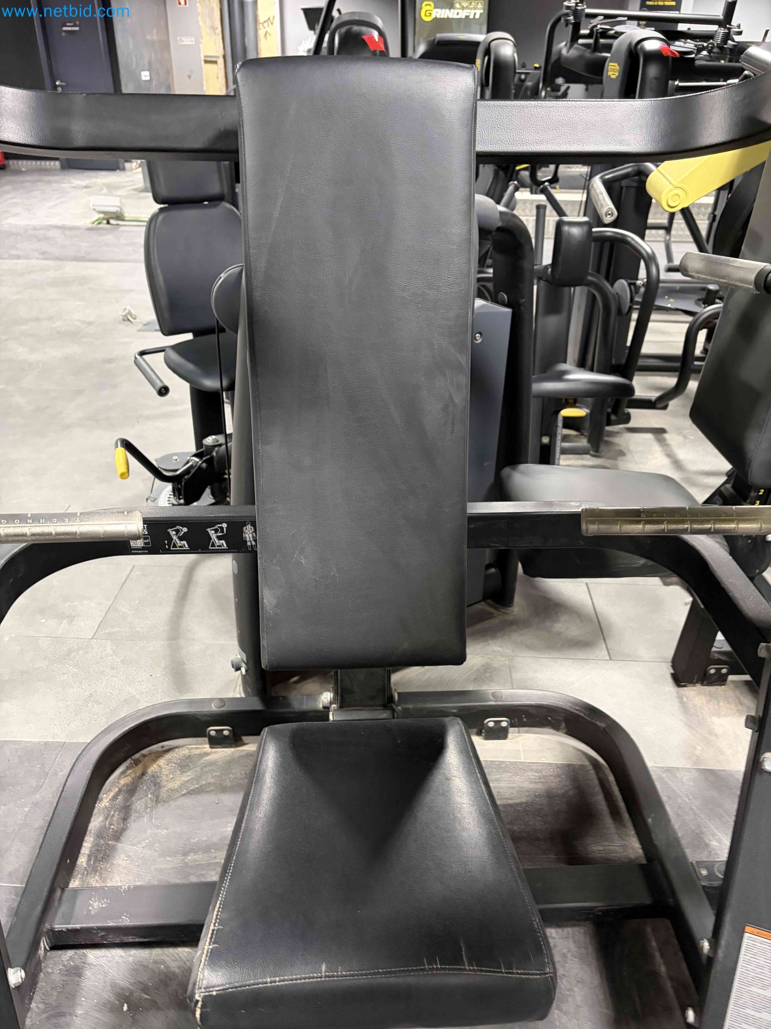 Auction of Used Technogym Gym Equipment – Professional Fitness Machines-8