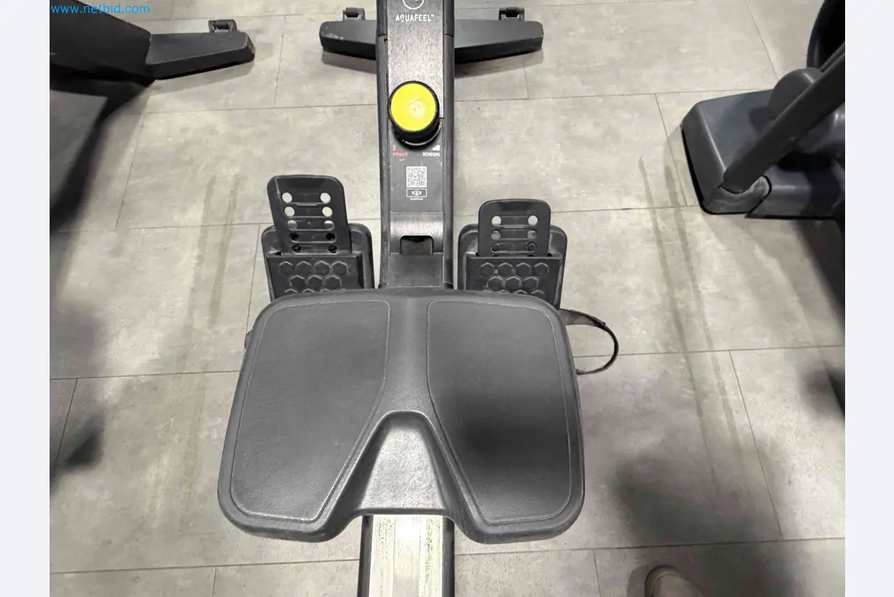 Aukcja używanego sprzętu fitness Technogym - Profesjonalny sprzęt fitness-11