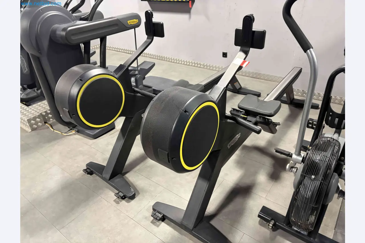 Aukcja używanego sprzętu fitness Technogym - Profesjonalny sprzęt fitness-2