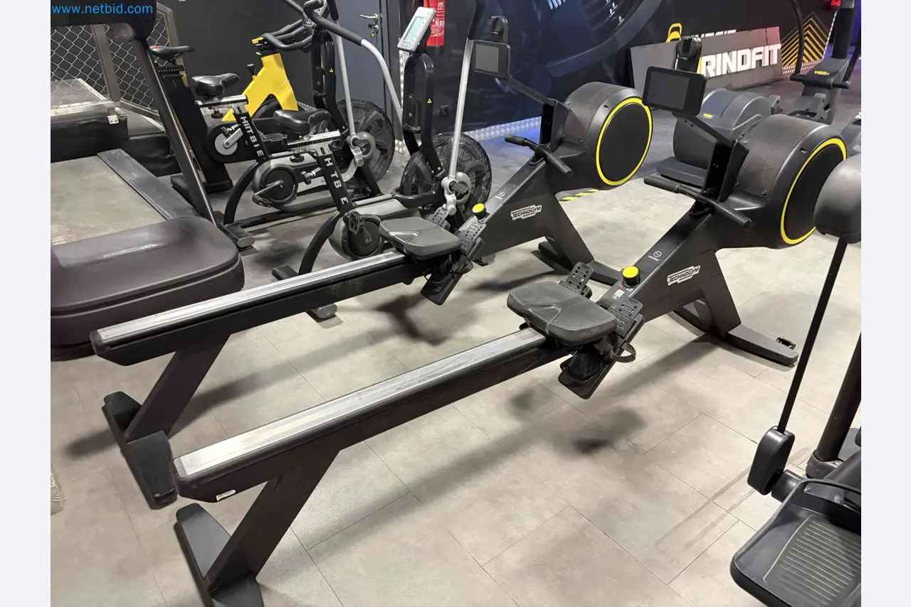 Aukcja używanego sprzętu fitness Technogym - Profesjonalny sprzęt fitness-3