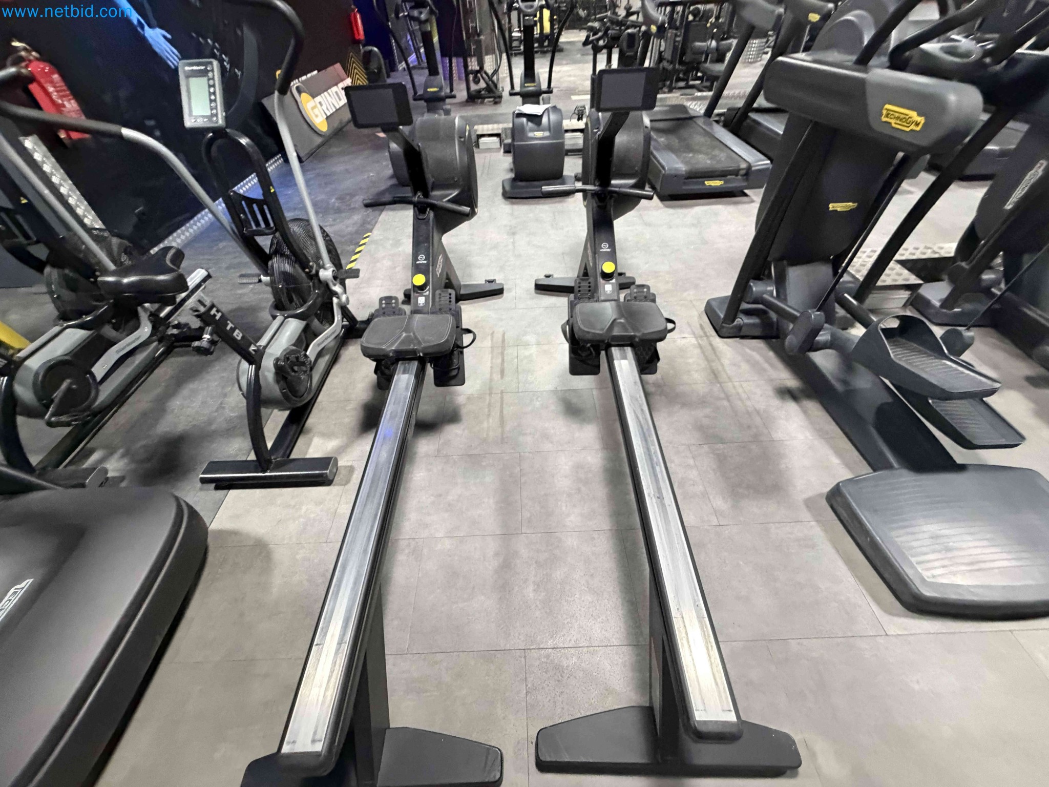 Auction of Used Technogym Gym Equipment – Professional Fitness Machines-4