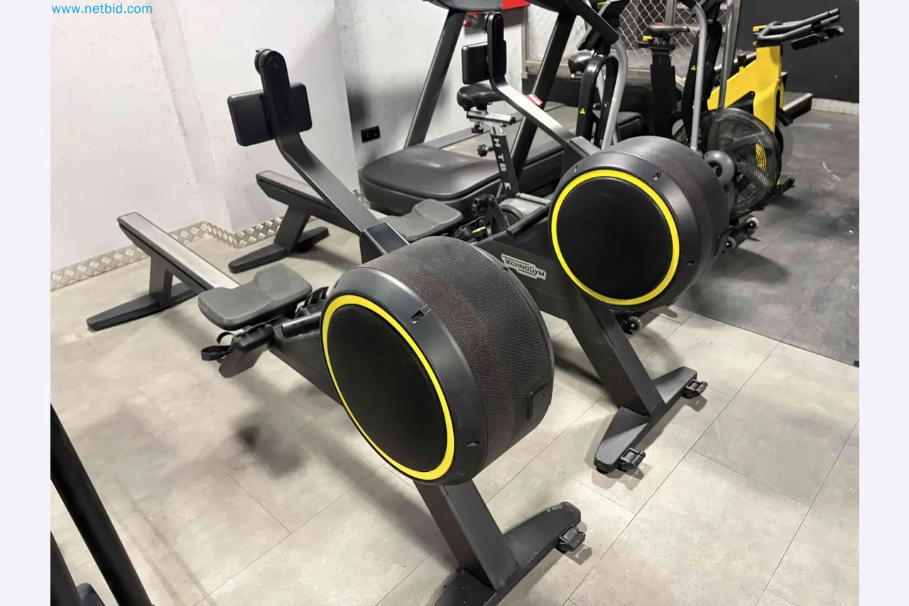 Aukcja używanego sprzętu fitness Technogym - Profesjonalny sprzęt fitness-14