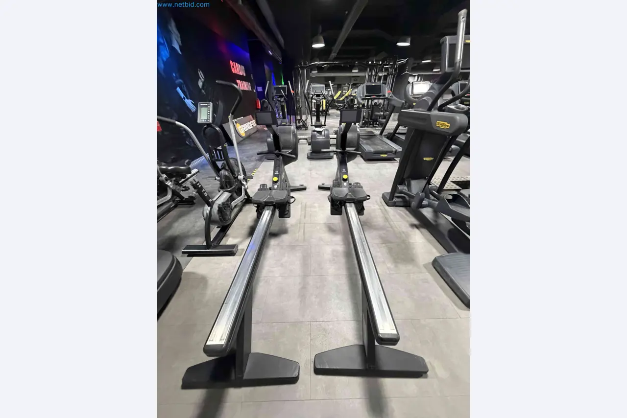 Aukcja używanego sprzętu fitness Technogym - Profesjonalny sprzęt fitness-5