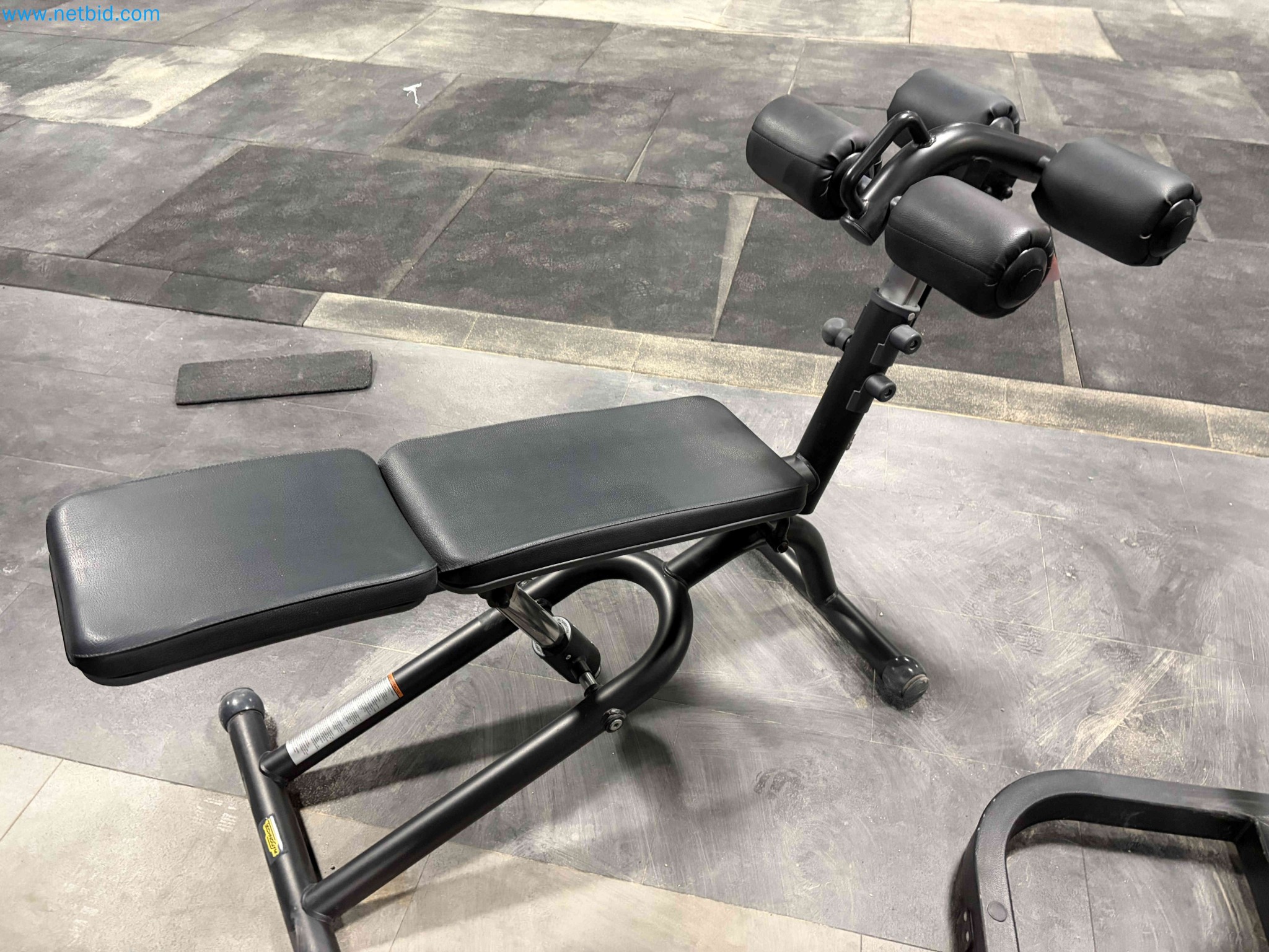 Auction of Used Technogym Gym Equipment – Professional Fitness Machines-3