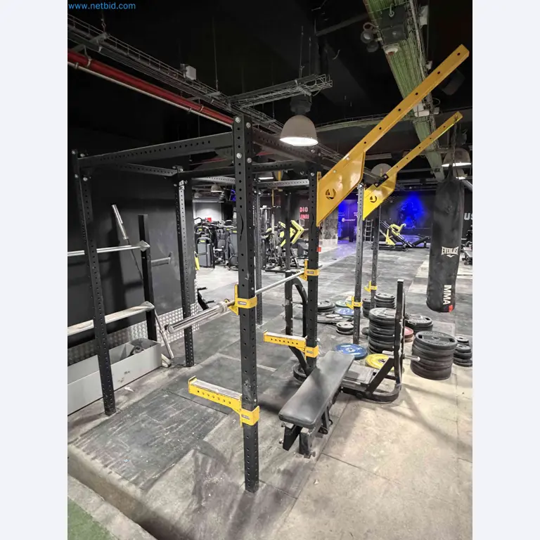 Subasta de Equipos de Gimnasio Technogym Usados – Máquinas Fitness Profesionales-9