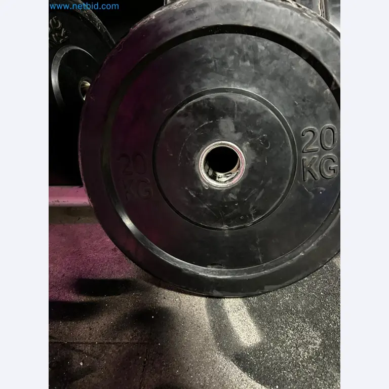 Leilão de Equipamentos de Ginásio Technogym Usados – Máquinas de Fitness Profissionais-12