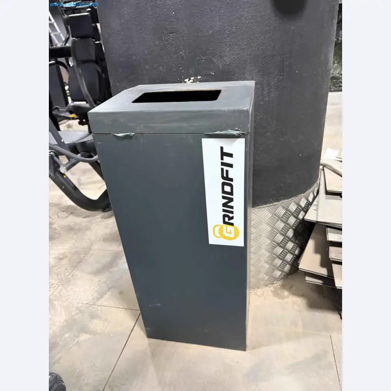 Vente aux enchères de matériel de fitness Technogym d'occasion - Appareils de fitness professionnels-28