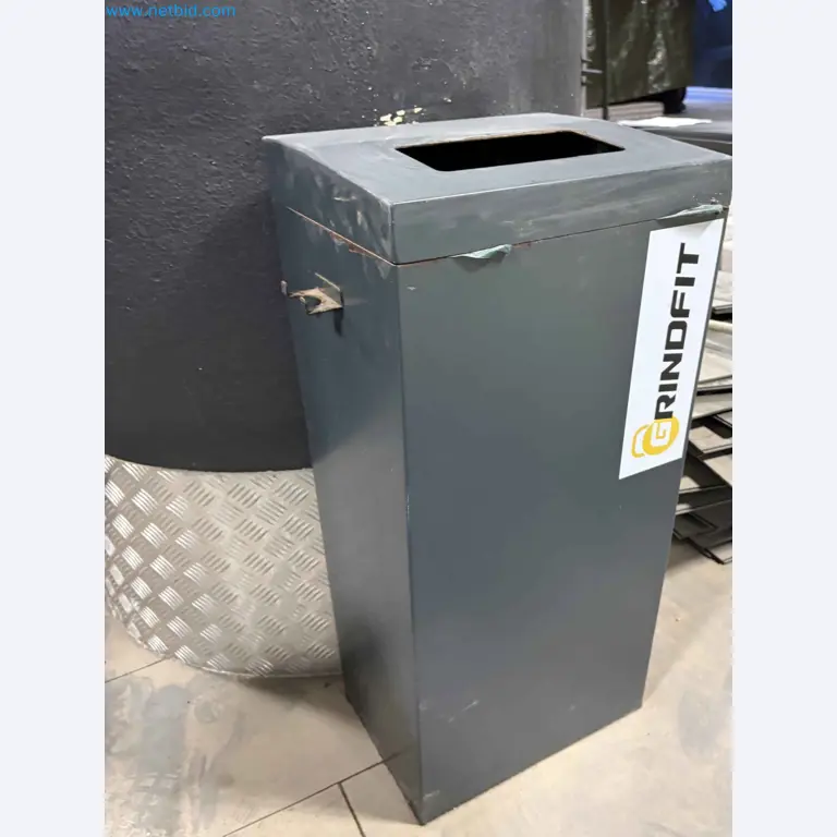 Vente aux enchères de matériel de fitness Technogym d'occasion - Appareils de fitness professionnels-29