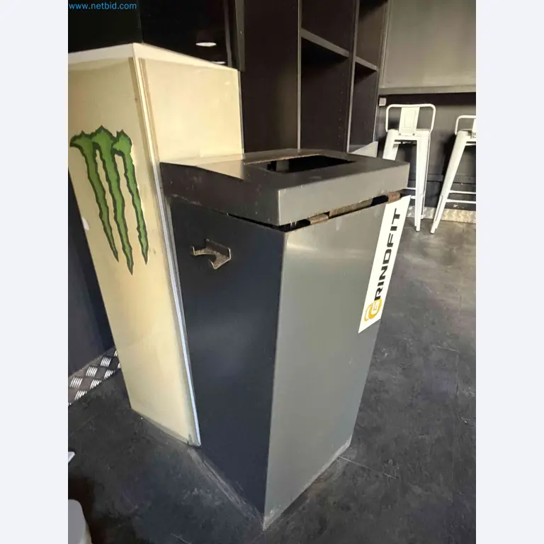 Vente aux enchères de matériel de fitness Technogym d'occasion - Appareils de fitness professionnels-33