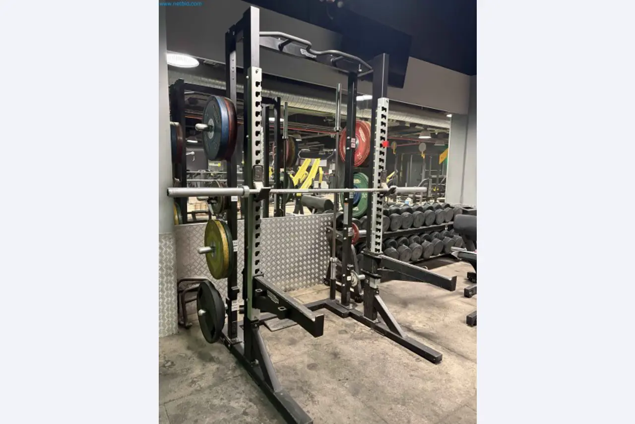 Subasta de Equipos de Gimnasio Technogym Usados – Máquinas Fitness Profesionales-4