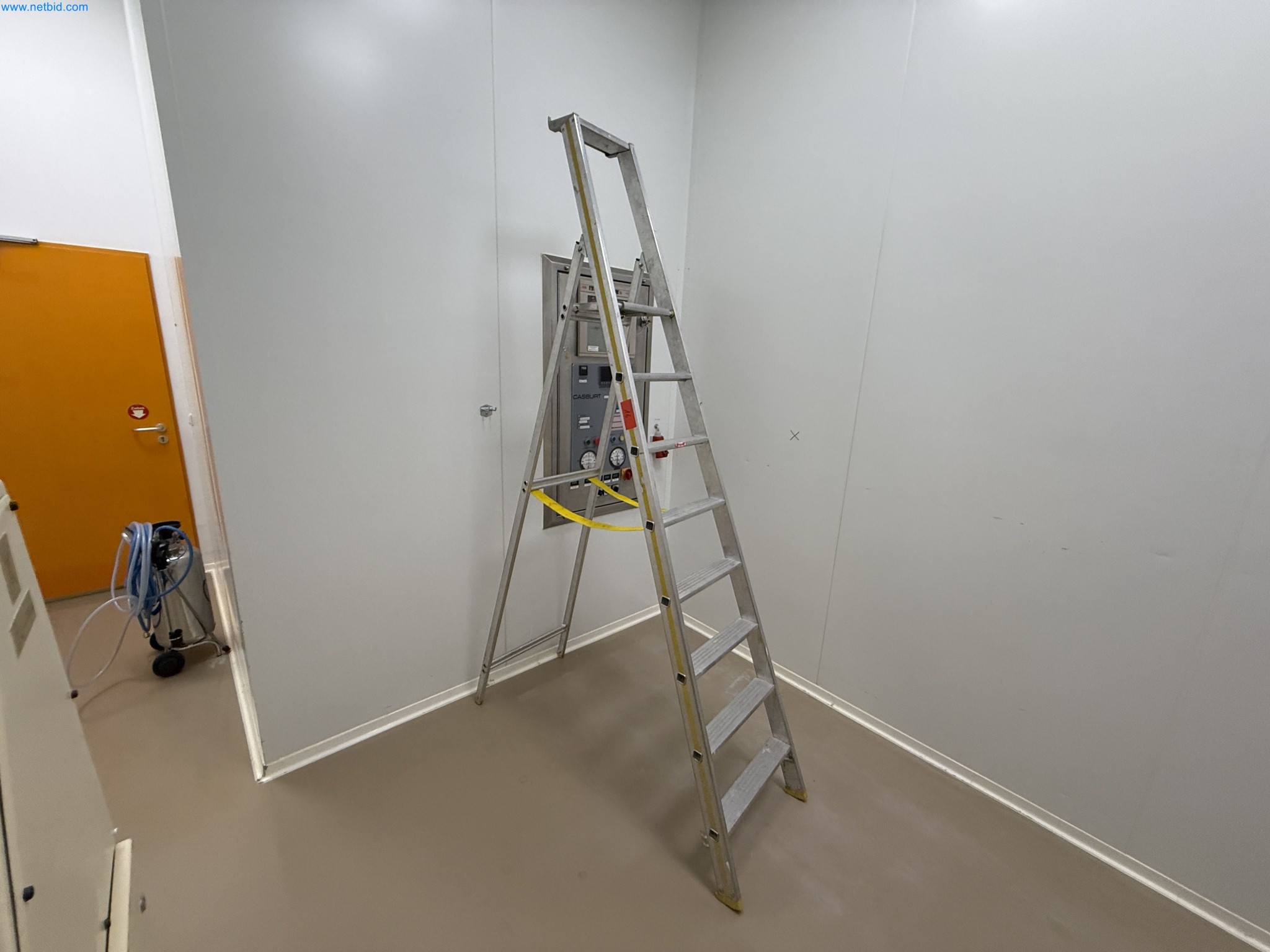 Pharma-Produktionsanlagen & Laborequipment – Steiner Arzneimittel Berlin-1
