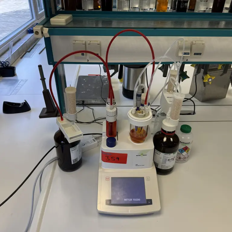 Karl Fischer Titrator Mettler Toledo V20S Volumetric KF Titrator/Solvent Manager