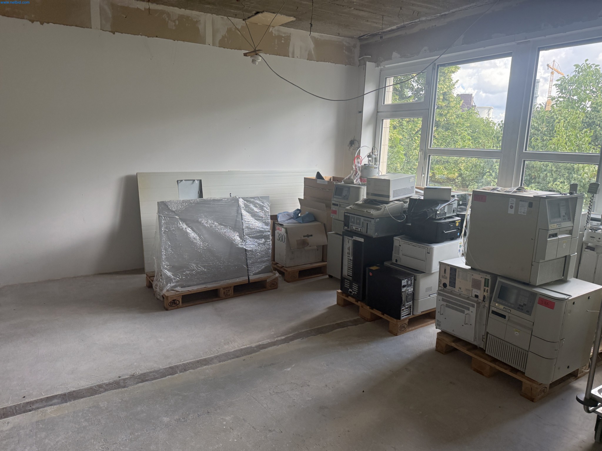 Pharma-Produktionsanlagen & Laborequipment – Steiner Arzneimittel Berlin-2