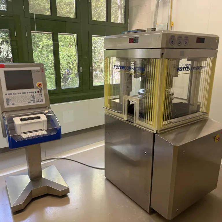 Lis na tablety Fette Compacting 1200i