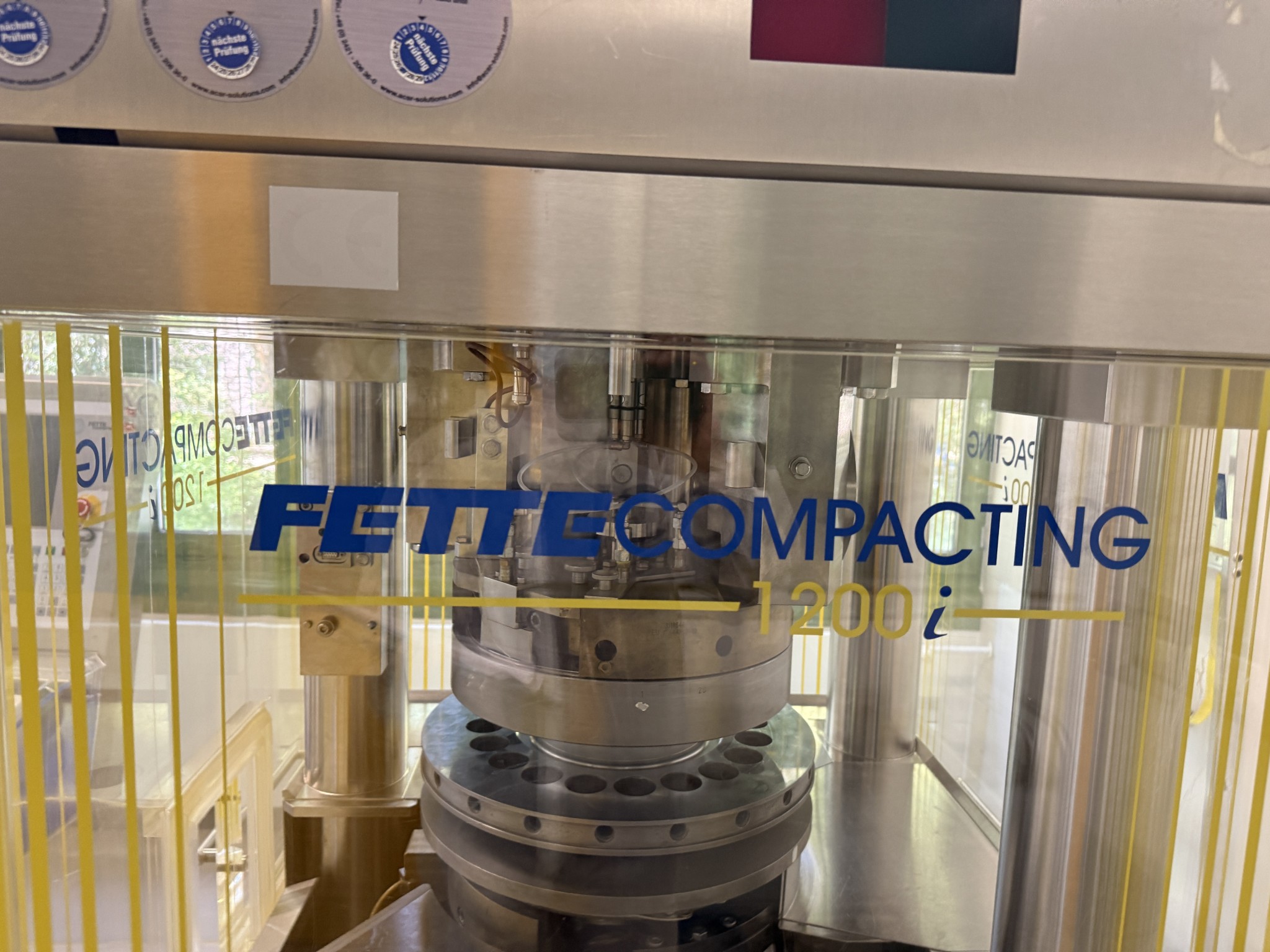 Pharma-Produktionsanlagen & Laborequipment – Steiner Arzneimittel Berlin-3