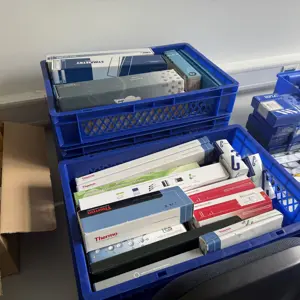 Lot of unused HPLC / UPLC and precolumns