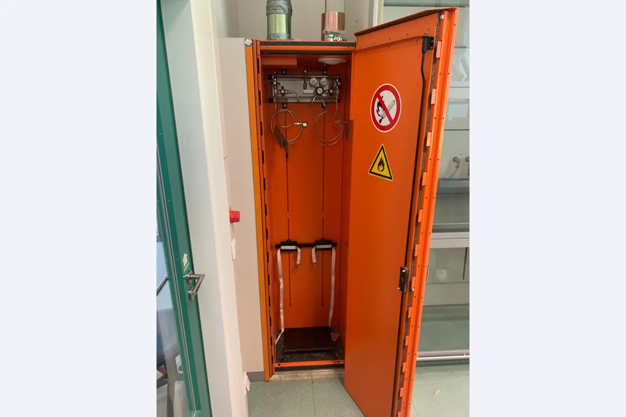 Pharmaceutical Production Facilities & Laboratory Equipment – Steiner Arzneimittel Berlin-2