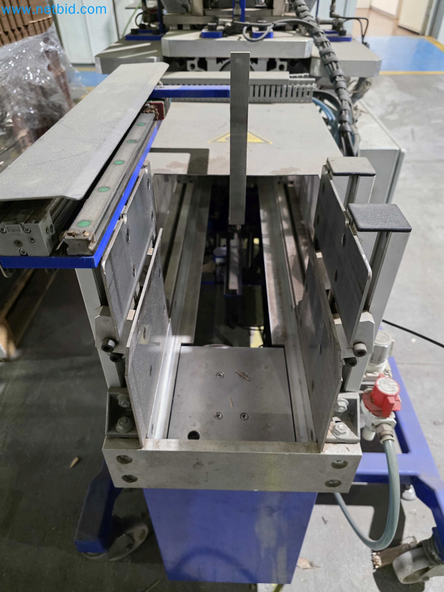 Likvidace podniku - Použité balicí stroje na balení ovoce a zeleniny (výrobní linka MDF)-13