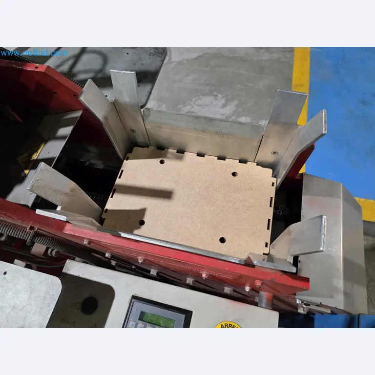 Likvidace podniku - Použité balicí stroje na balení ovoce a zeleniny (výrobní linka MDF)-10