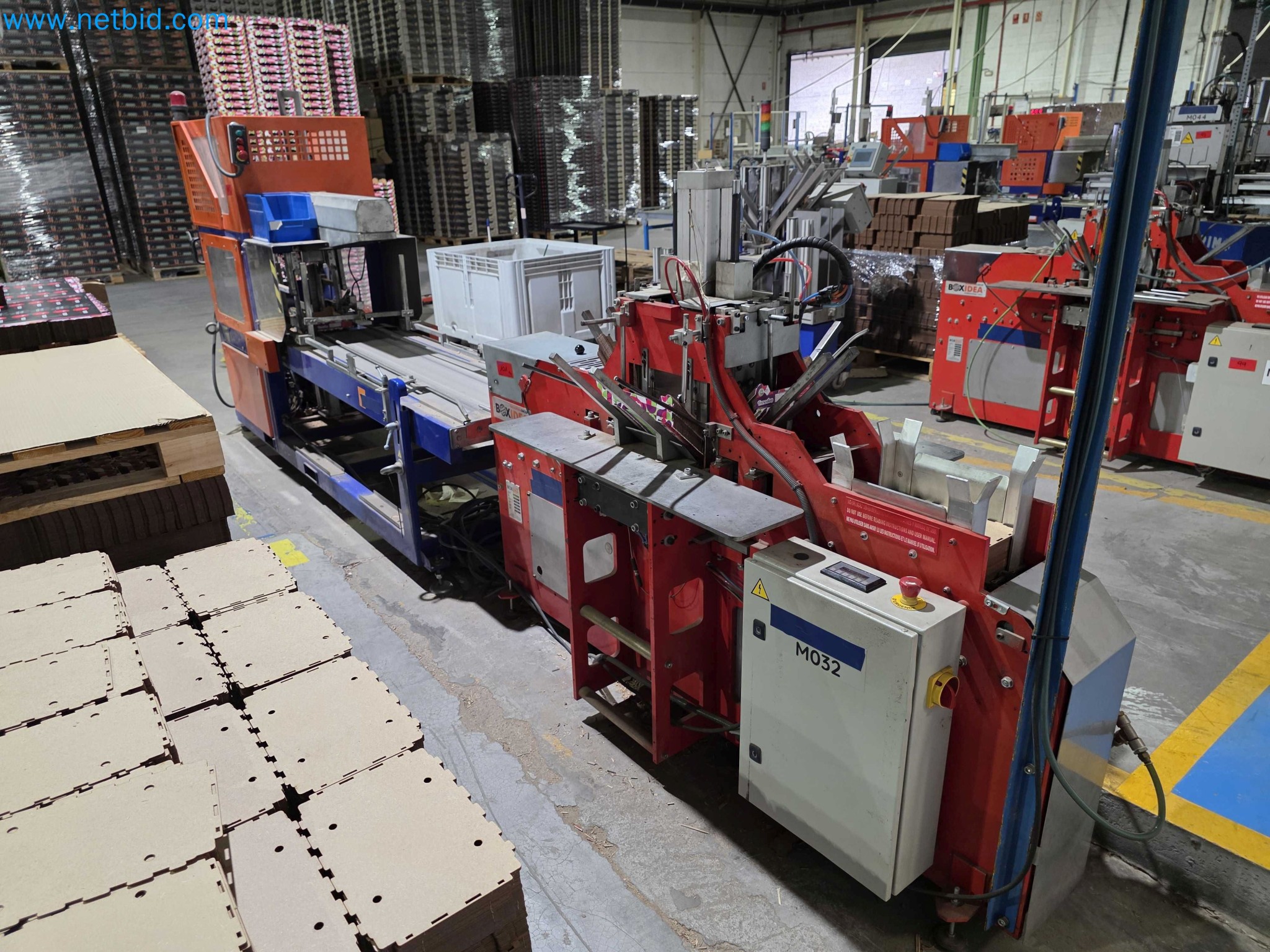 Likvidace podniku - Použité balicí stroje na balení ovoce a zeleniny (výrobní linka MDF)-2