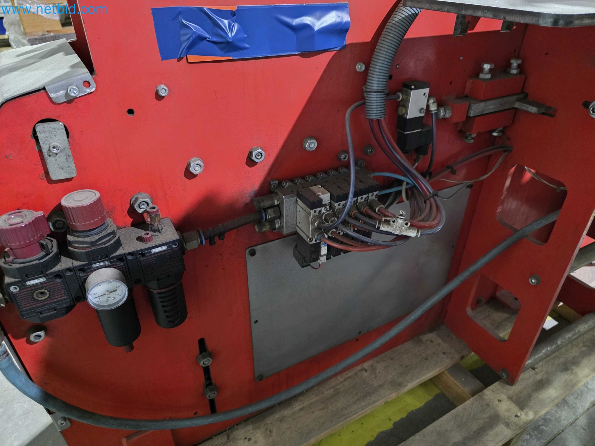 Factory Closure Auction – Used Packaging Machinery for Fresh Produce (MDF / Wood Fiber) Packaging Production Line-8