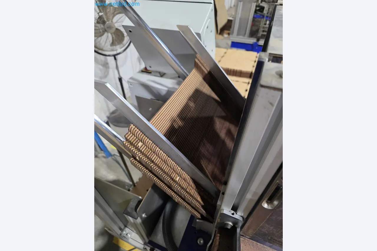 Likvidace podniku - Použité balicí stroje na balení ovoce a zeleniny (výrobní linka MDF)-8