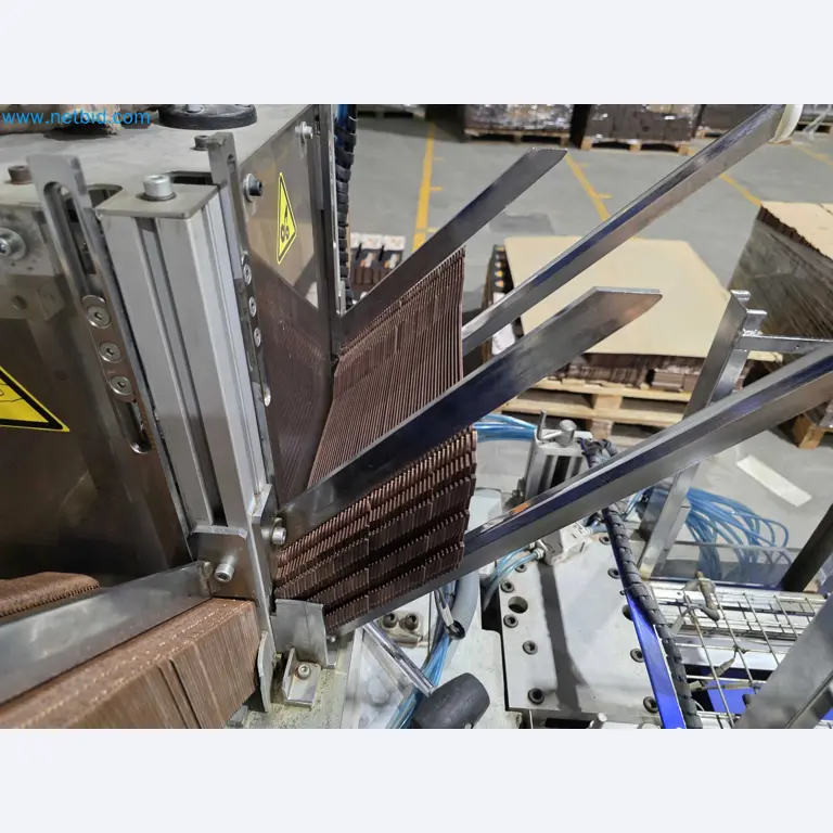 Likvidace podniku - Použité balicí stroje na balení ovoce a zeleniny (výrobní linka MDF)-8