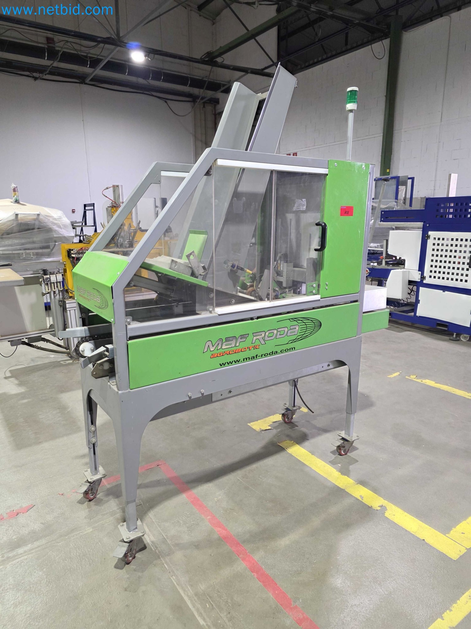 Likvidace podniku - Použité balicí stroje na balení ovoce a zeleniny (výrobní linka MDF)-2