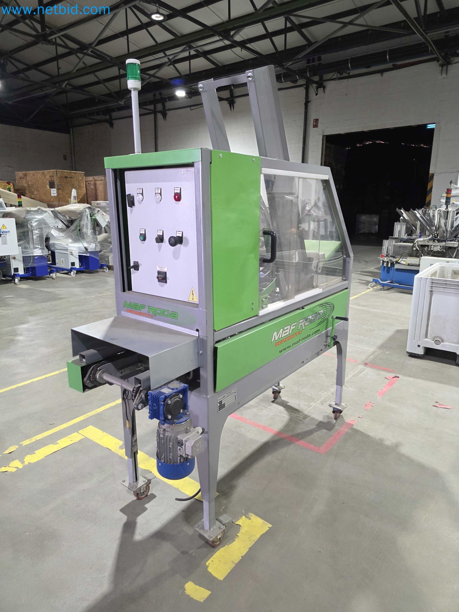 Likvidace podniku - Použité balicí stroje na balení ovoce a zeleniny (výrobní linka MDF)-6