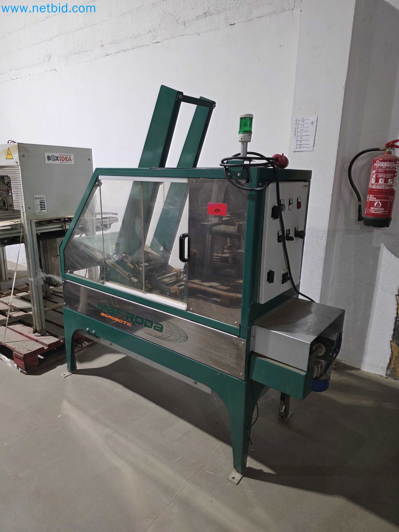 Likvidace podniku - Použité balicí stroje na balení ovoce a zeleniny (výrobní linka MDF)-2