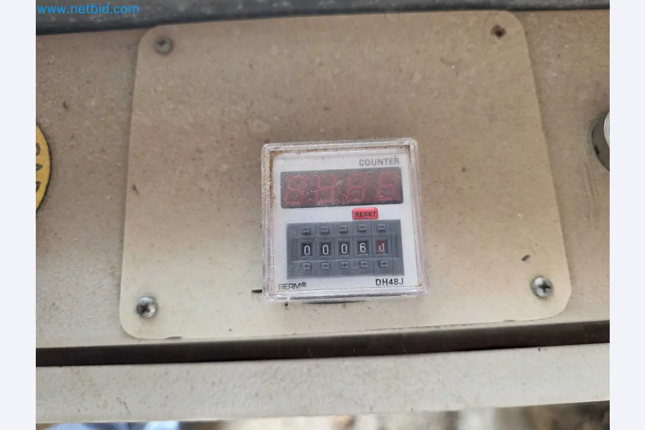 Likvidace podniku - Použité balicí stroje na balení ovoce a zeleniny (výrobní linka MDF)-10