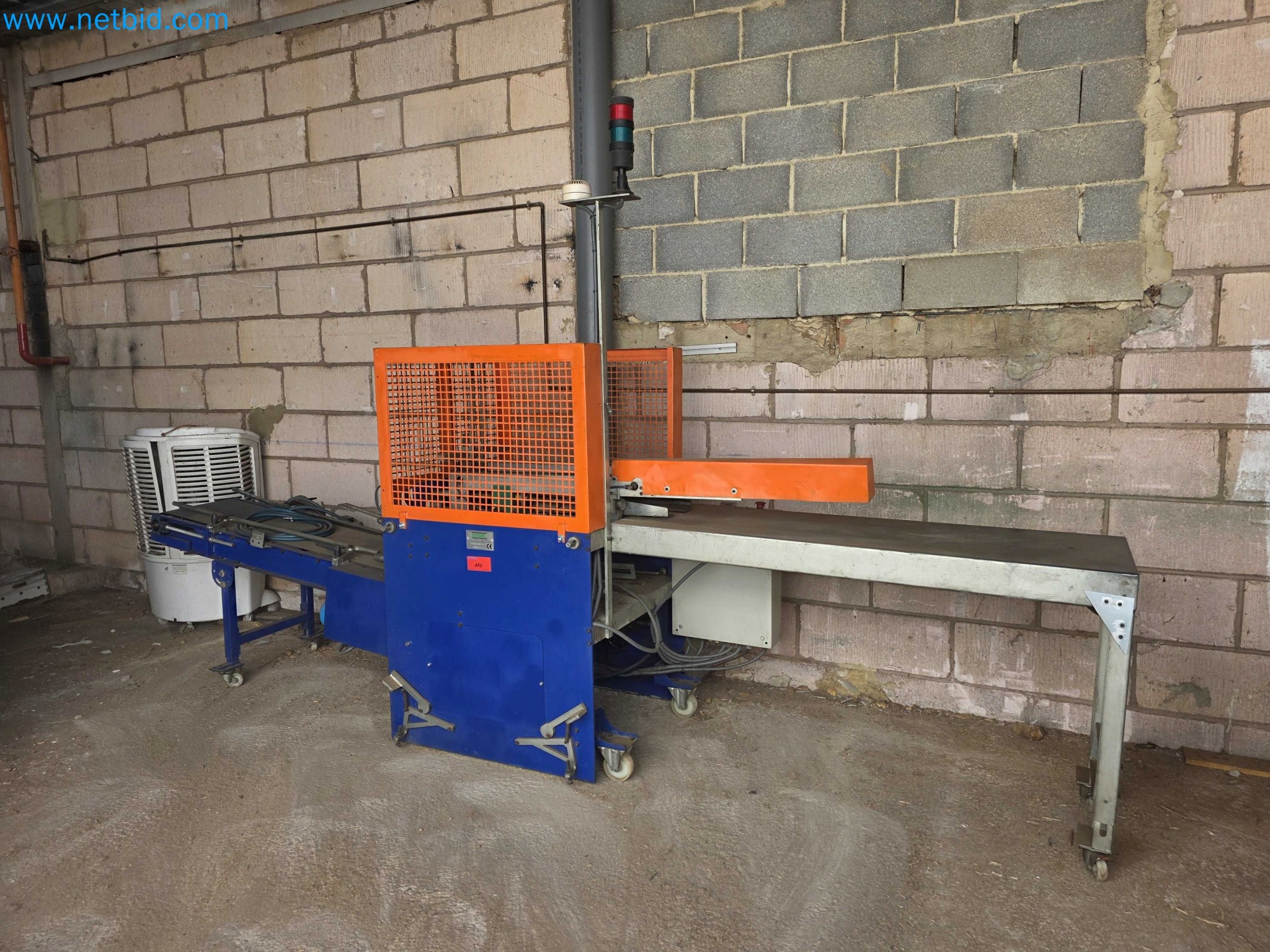 Likvidace podniku - Použité balicí stroje na balení ovoce a zeleniny (výrobní linka MDF)-2