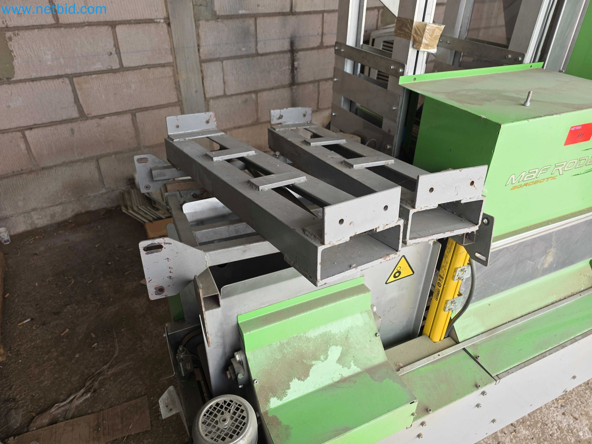 Likvidace podniku - Použité balicí stroje na balení ovoce a zeleniny (výrobní linka MDF)-16