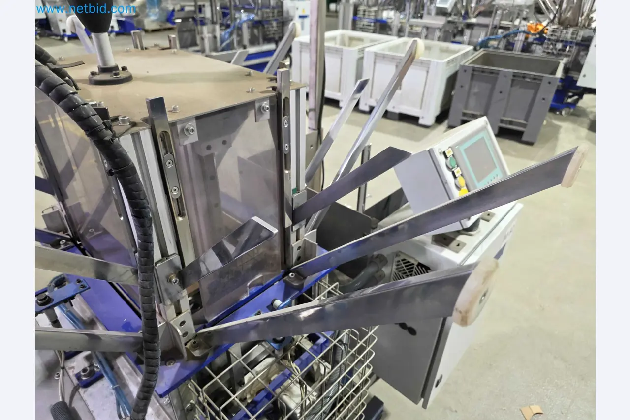 Likvidace podniku - Použité balicí stroje na balení ovoce a zeleniny (výrobní linka MDF)-10