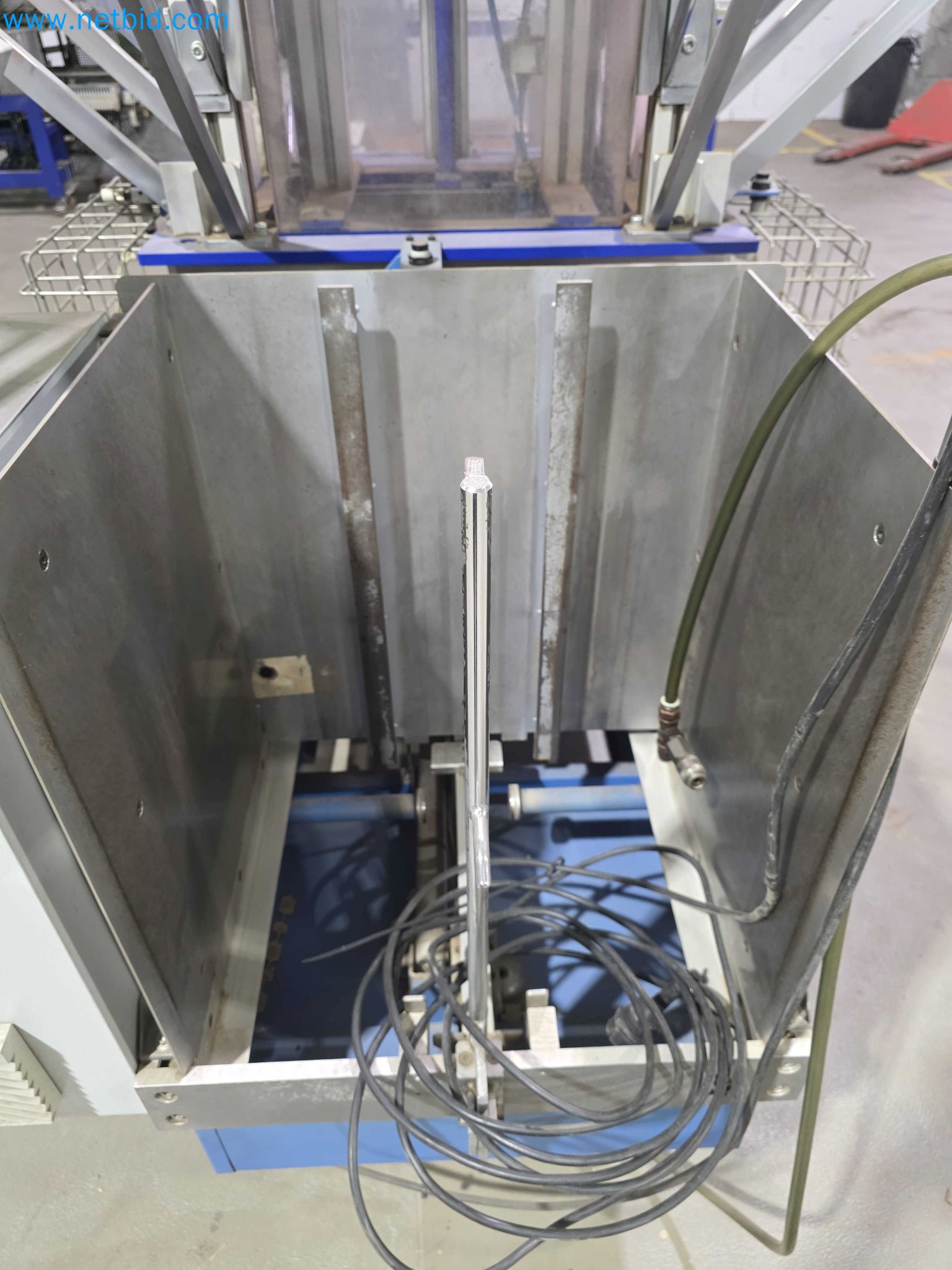 Likvidace podniku - Použité balicí stroje na balení ovoce a zeleniny (výrobní linka MDF)-12